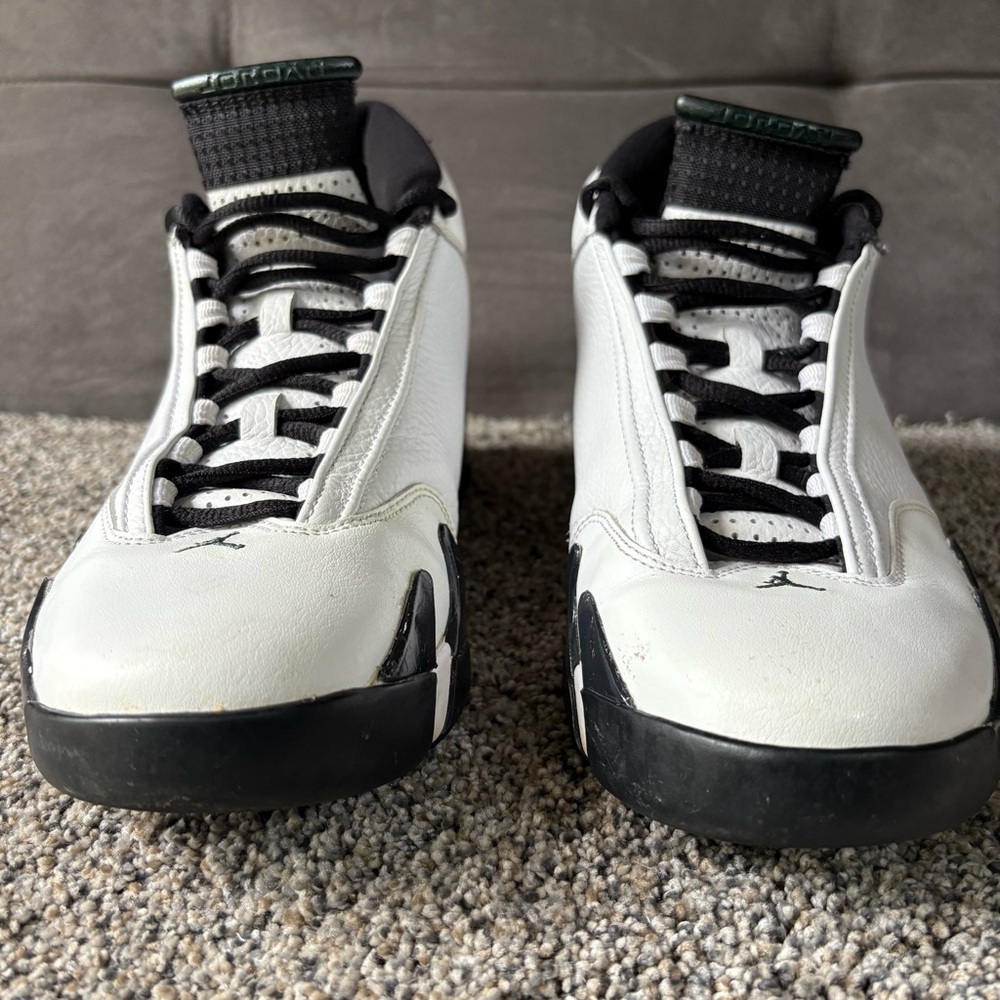 Jordan size 10 black and white - Picture 5 of 10